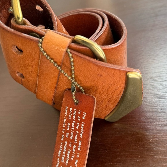 Linea Pelle Leather Belt in Cognac with Brass Buckle main image 6